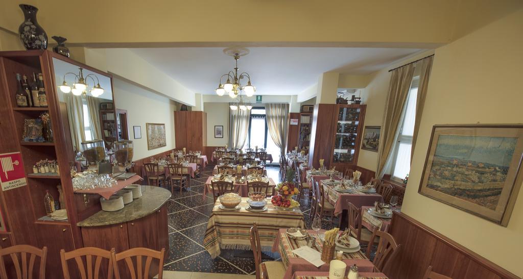Hotel Bristol Lavagna Exteriör bild