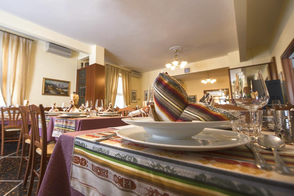 Hotel Bristol Lavagna Exteriör bild